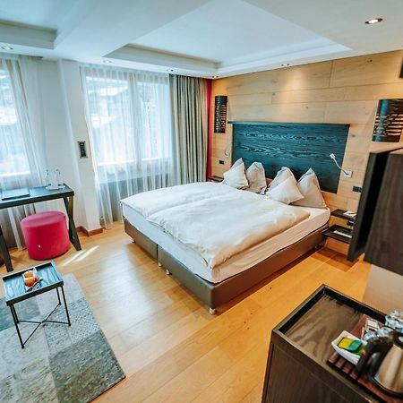 Hotel Eden Wellness Церматт Экстерьер фото